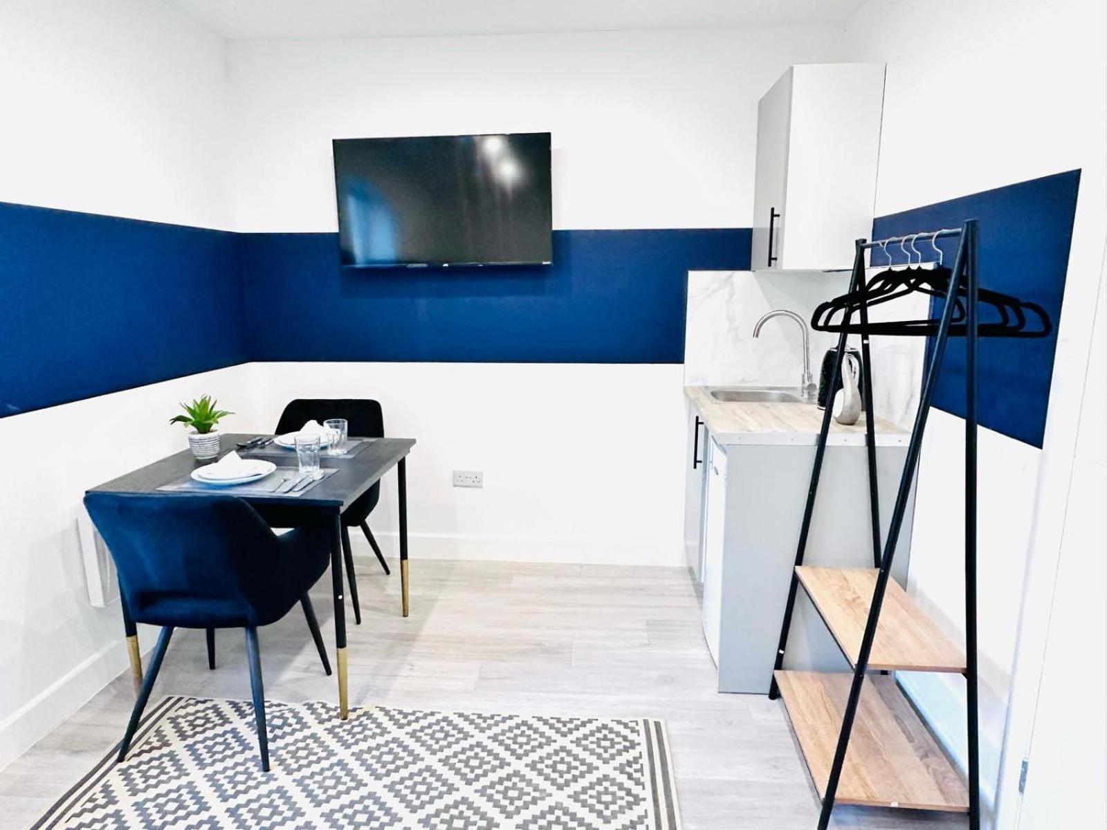 London 58 Blue House City Center Studio, Top Spot Exterior foto